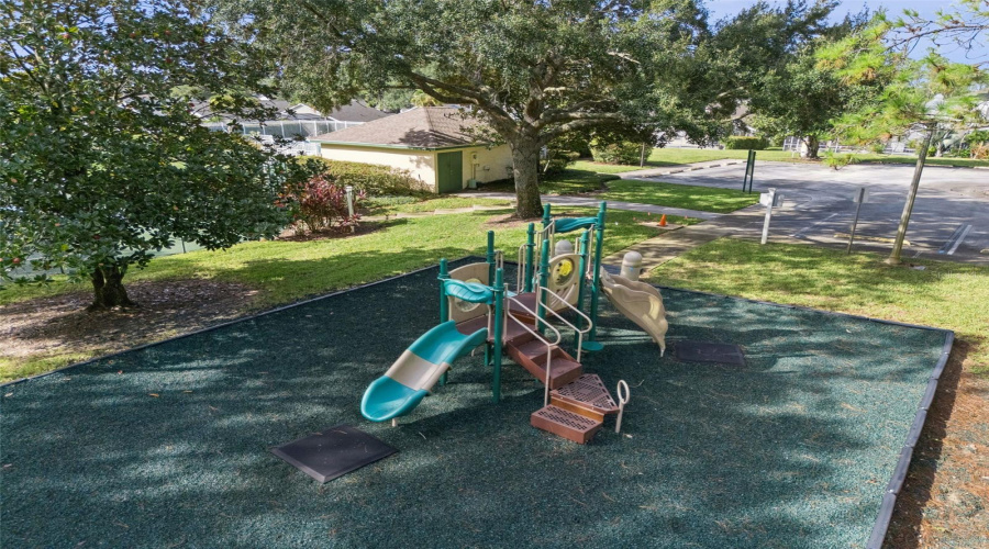 DAVENPORT, Florida 33897, 5 Bedrooms Bedrooms, ,5 BathroomsBathrooms,Residential,For Sale,BELFRY,0,MFRS5153614