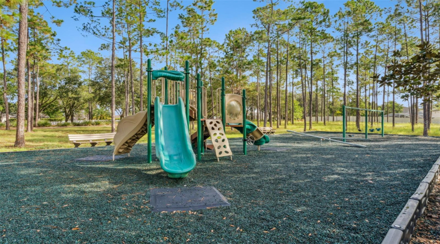 DAVENPORT, Florida 33897, 5 Bedrooms Bedrooms, ,5 BathroomsBathrooms,Residential,For Sale,BELFRY,0,MFRS5153614