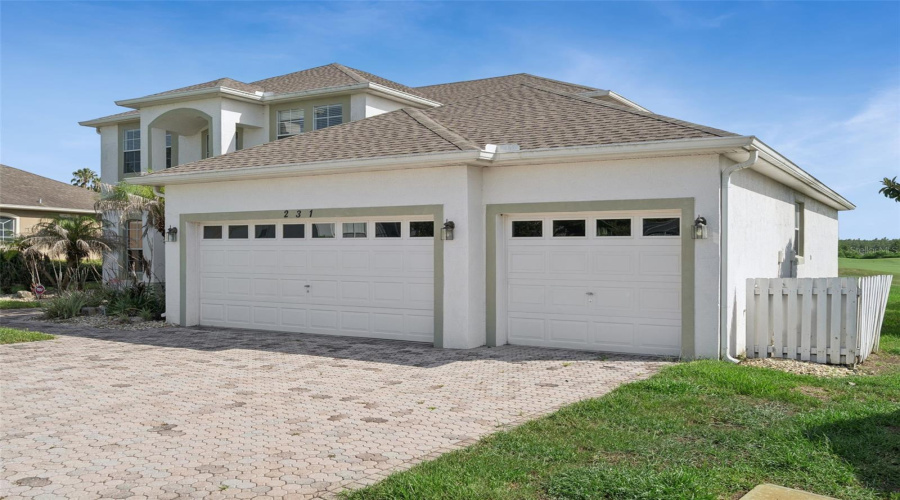 DAVENPORT, Florida 33897, 5 Bedrooms Bedrooms, ,5 BathroomsBathrooms,Residential,For Sale,BELFRY,0,MFRS5153614