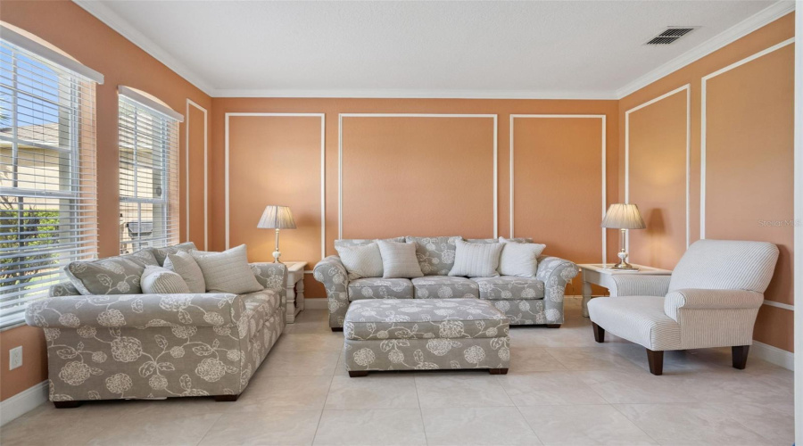 DAVENPORT, Florida 33897, 5 Bedrooms Bedrooms, ,5 BathroomsBathrooms,Residential,For Sale,BELFRY,0,MFRS5153614