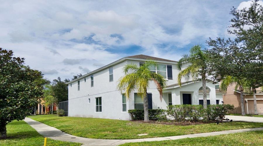 KISSIMMEE, Florida 34746, 6 Bedrooms Bedrooms, ,5 BathroomsBathrooms,Residential,For Sale,LAS FUENTES,0,MFRS5144642