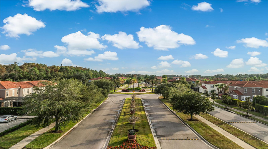 KISSIMMEE, Florida 34746, 6 Bedrooms Bedrooms, ,5 BathroomsBathrooms,Residential,For Sale,LAS FUENTES,0,MFRS5144642