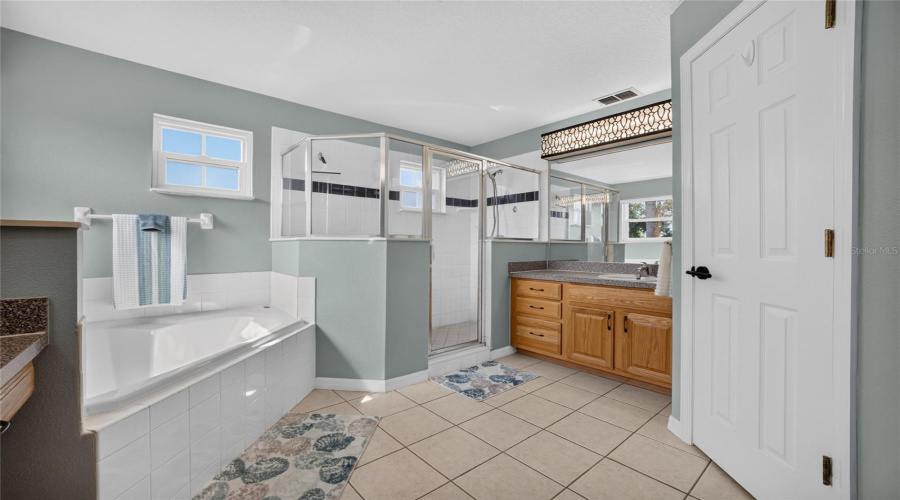 DAVENPORT, Florida 33896, 4 Bedrooms Bedrooms, ,2 BathroomsBathrooms,Residential,For Sale,KILDRUMMY,0,MFRO6424806