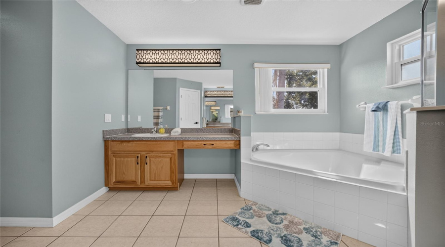 DAVENPORT, Florida 33896, 4 Bedrooms Bedrooms, ,2 BathroomsBathrooms,Residential,For Sale,KILDRUMMY,0,MFRO6424806