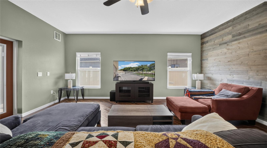 DAVENPORT, Florida 33896, 4 Bedrooms Bedrooms, ,2 BathroomsBathrooms,Residential,For Sale,KILDRUMMY,0,MFRO6424806