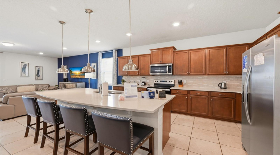 DAVENPORT, Florida 33897, 8 Bedrooms Bedrooms, ,6 BathroomsBathrooms,Residential,For Sale,LELANI,0,MFRO6423565