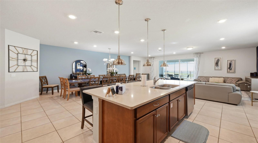 DAVENPORT, Florida 33897, 8 Bedrooms Bedrooms, ,6 BathroomsBathrooms,Residential,For Sale,LELANI,0,MFRO6423565