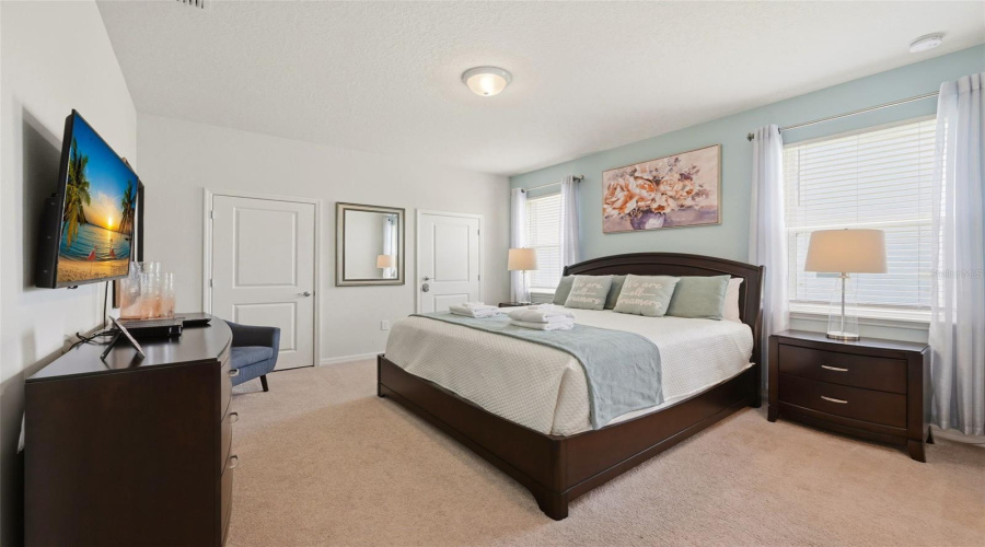 DAVENPORT, Florida 33897, 8 Bedrooms Bedrooms, ,6 BathroomsBathrooms,Residential,For Sale,LELANI,0,MFRO6423565