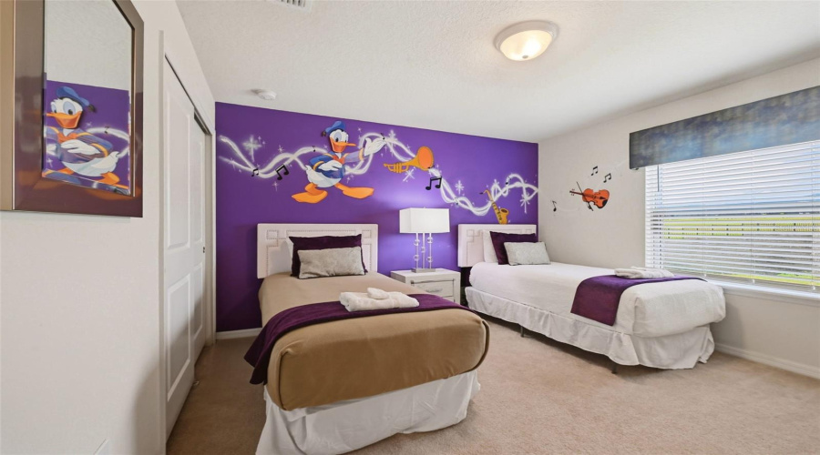 DAVENPORT, Florida 33897, 8 Bedrooms Bedrooms, ,6 BathroomsBathrooms,Residential,For Sale,LELANI,0,MFRO6423565