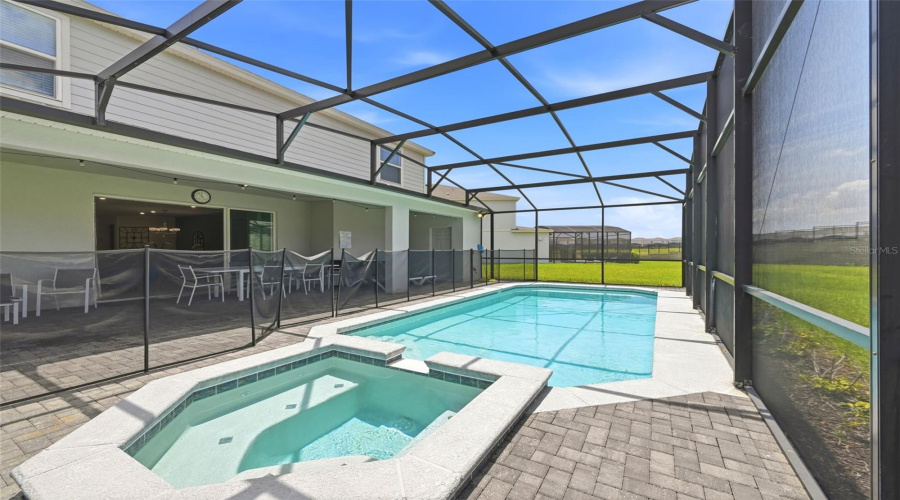 DAVENPORT, Florida 33897, 8 Bedrooms Bedrooms, ,6 BathroomsBathrooms,Residential,For Sale,LELANI,0,MFRO6423565