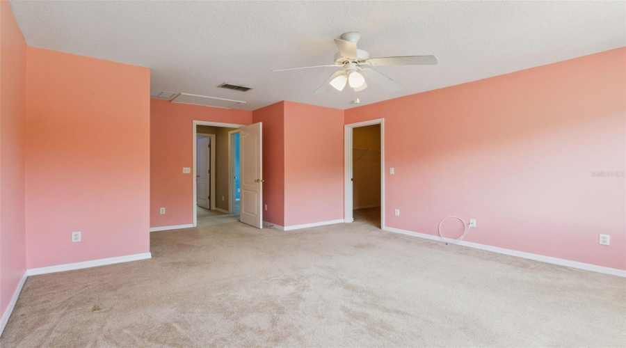 DAVENPORT, Florida 33896, 5 Bedrooms Bedrooms, ,4 BathroomsBathrooms,Residential,For Sale,SCRUB JAY,0,MFRP4939296