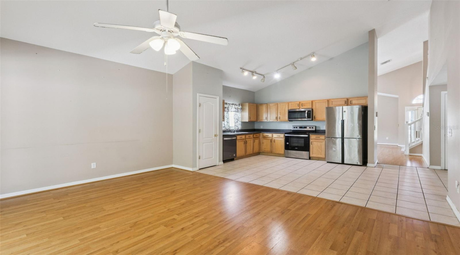 DAVENPORT, Florida 33896, 5 Bedrooms Bedrooms, ,4 BathroomsBathrooms,Residential,For Sale,SCRUB JAY,0,MFRP4939296