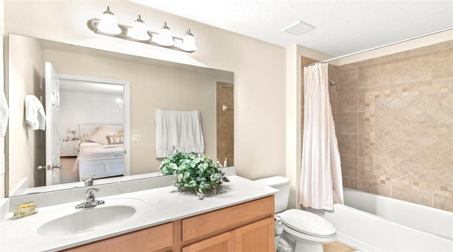 KISSIMMEE, Florida 34746, 5 Bedrooms Bedrooms, ,4 BathroomsBathrooms,Residential,For Sale,SANTOSH,0,MFRO6423779
