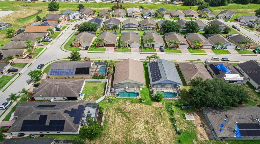 DAVENPORT, Florida 33837, 4 Bedrooms Bedrooms, ,3 BathroomsBathrooms,Residential,For Sale,VINE,0,MFRS5153667
