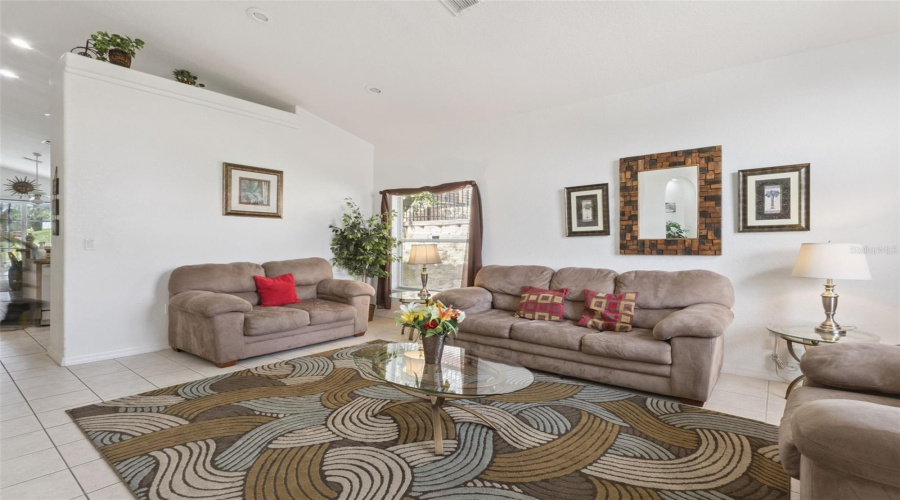 DAVENPORT, Florida 33837, 4 Bedrooms Bedrooms, ,3 BathroomsBathrooms,Residential,For Sale,VINE,0,MFRS5153667