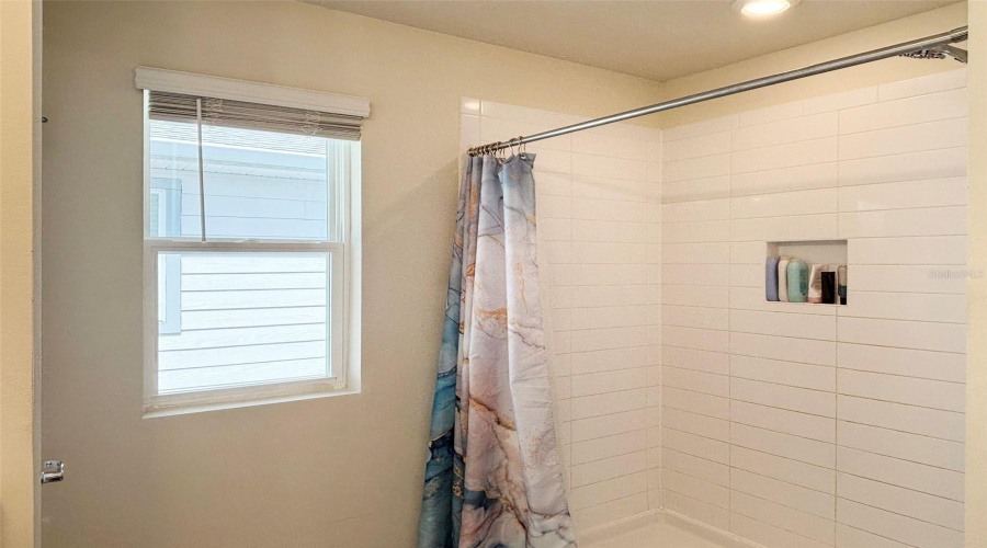KISSIMMEE, Florida 34746, 3 Bedrooms Bedrooms, ,2 BathroomsBathrooms,Residential,For Sale,SPARKLING SHELL AVE,0,MFRS5153606