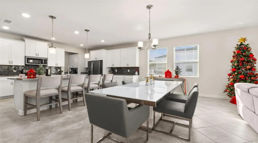 CHAMPIONS GATE, Florida 33896, 5 Bedrooms Bedrooms, ,4 BathroomsBathrooms,Residential,For Sale,OLYMPIC CLUB,0,MFRS5153434
