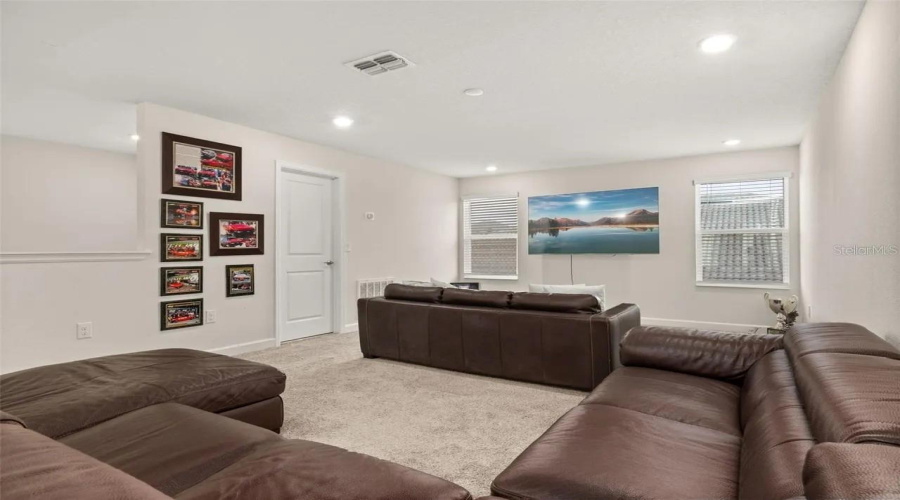 CHAMPIONS GATE, Florida 33896, 5 Bedrooms Bedrooms, ,4 BathroomsBathrooms,Residential,For Sale,OLYMPIC CLUB,0,MFRS5153434