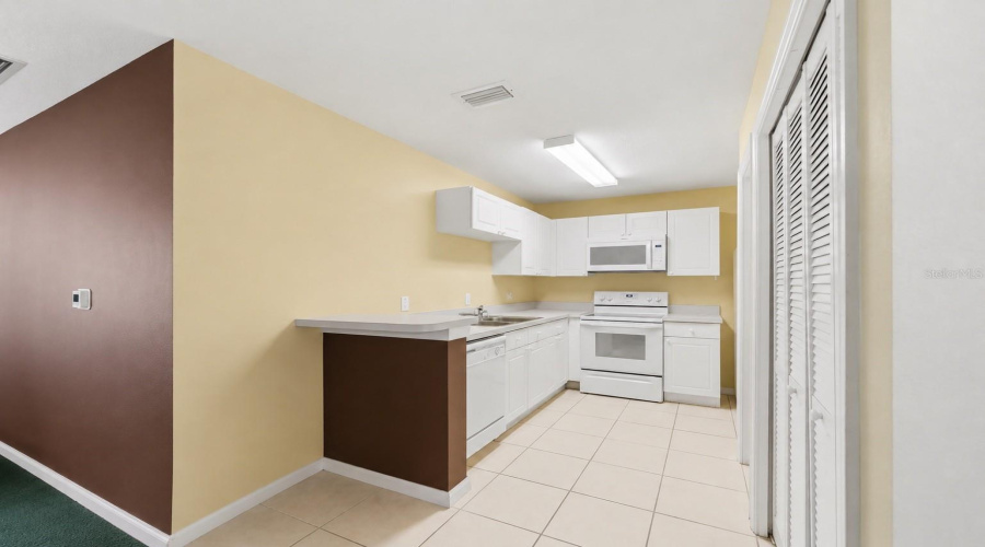 KISSIMMEE, Florida 34746, 3 Bedrooms Bedrooms, ,2 BathroomsBathrooms,Residential,For Sale,CLUB CORTILE,0,MFRO6417178