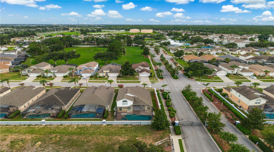 KISSIMMEE, Florida 34747, 6 Bedrooms Bedrooms, ,3 BathroomsBathrooms,Residential,For Sale,FAN PALM,0,MFRO6424807