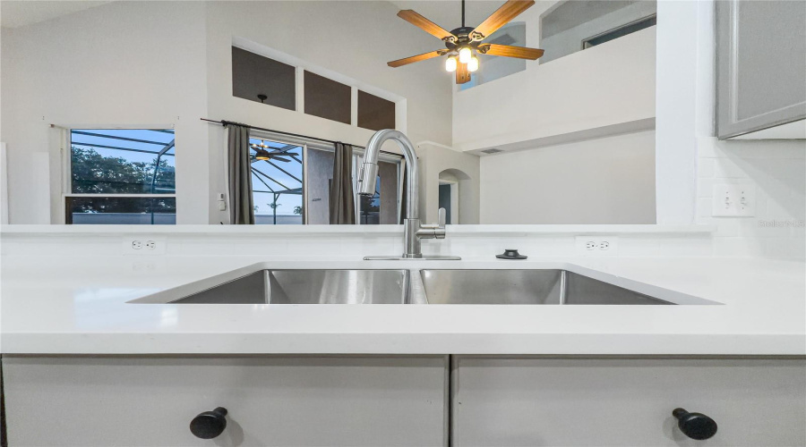 KISSIMMEE, Florida 34747, 6 Bedrooms Bedrooms, ,3 BathroomsBathrooms,Residential,For Sale,FAN PALM,0,MFRO6424807