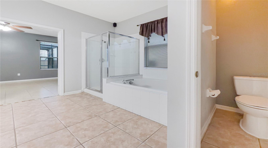 KISSIMMEE, Florida 34747, 6 Bedrooms Bedrooms, ,3 BathroomsBathrooms,Residential,For Sale,FAN PALM,0,MFRO6424807