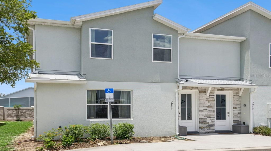 KISSIMMEE, Florida 34747, 5 Bedrooms Bedrooms, ,4 BathroomsBathrooms,Residential,For Sale,FORMOSA VALLEY,0,MFRO6421562