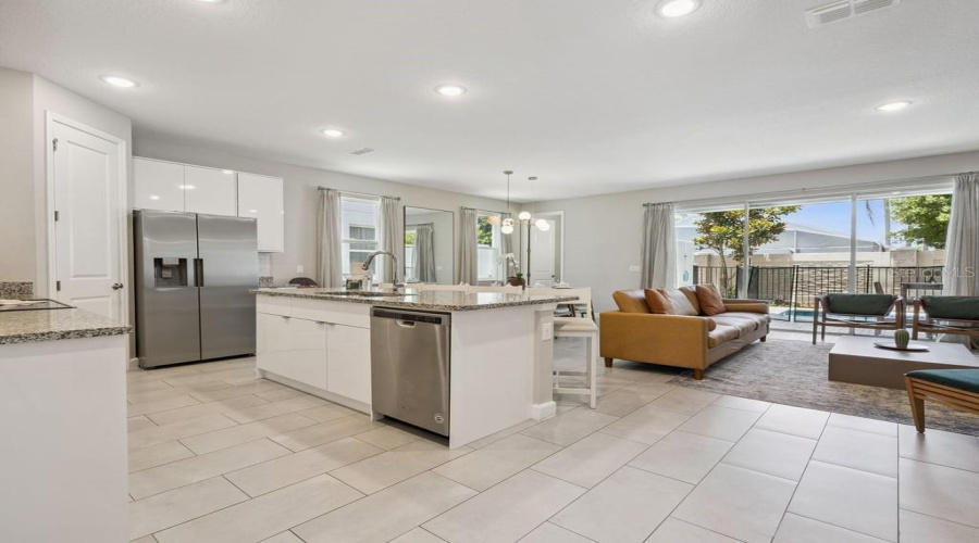 KISSIMMEE, Florida 34747, 5 Bedrooms Bedrooms, ,4 BathroomsBathrooms,Residential,For Sale,FORMOSA VALLEY,0,MFRO6421562