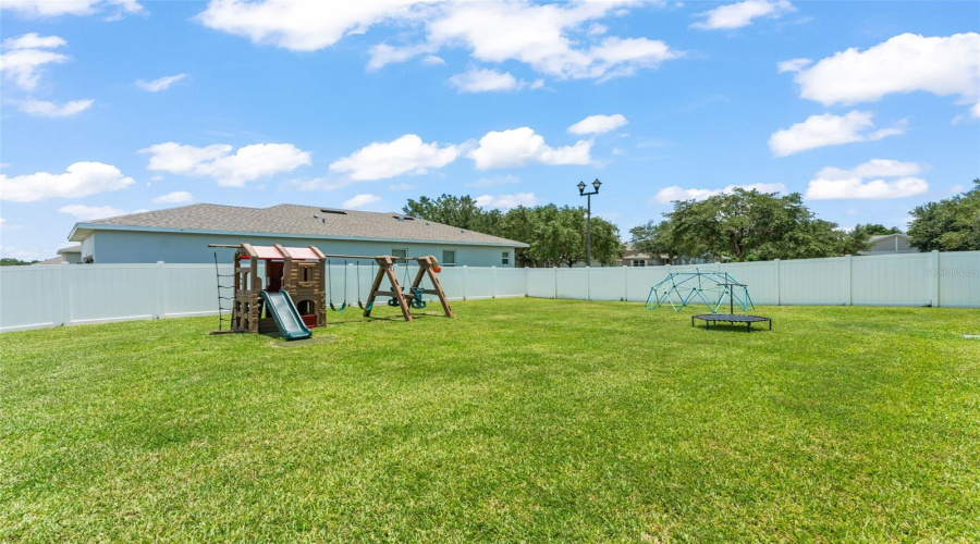 KISSIMMEE, Florida 34746, 4 Bedrooms Bedrooms, ,2 BathroomsBathrooms,Residential,For Sale,GRASMERE VIEW,0,MFRO6423410