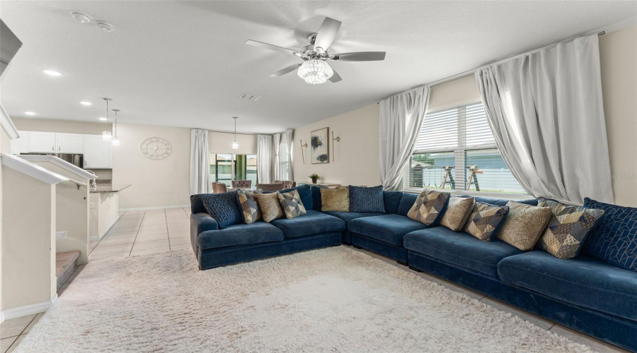 KISSIMMEE, Florida 34746, 4 Bedrooms Bedrooms, ,2 BathroomsBathrooms,Residential,For Sale,GRASMERE VIEW,0,MFRO6423410