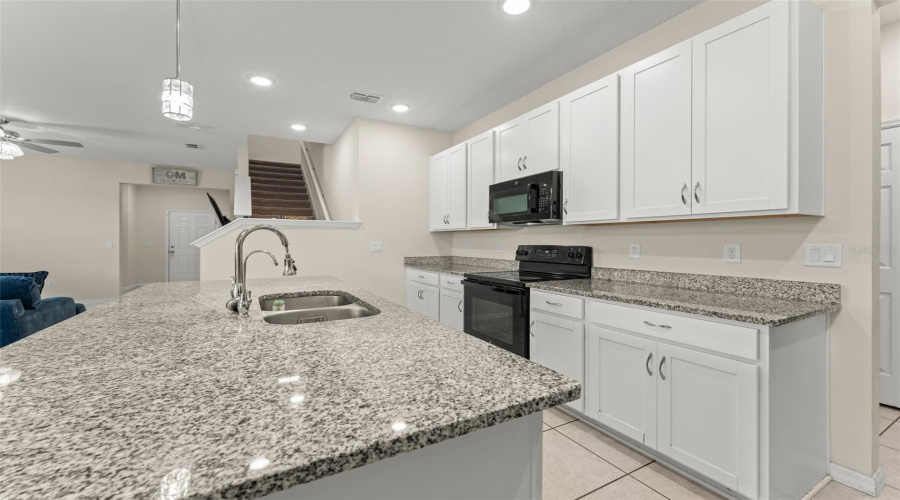 KISSIMMEE, Florida 34746, 4 Bedrooms Bedrooms, ,2 BathroomsBathrooms,Residential,For Sale,GRASMERE VIEW,0,MFRO6423410