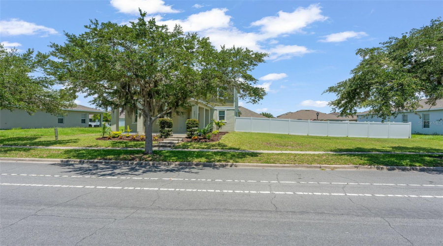 KISSIMMEE, Florida 34746, 4 Bedrooms Bedrooms, ,2 BathroomsBathrooms,Residential,For Sale,GRASMERE VIEW,0,MFRO6423410