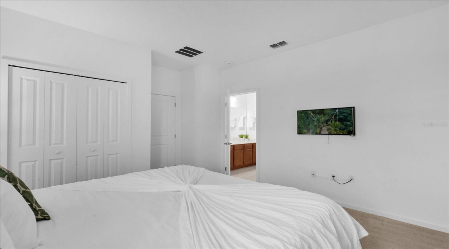 KISSIMMEE, Florida 34746, 6 Bedrooms Bedrooms, ,4 BathroomsBathrooms,Residential,For Sale,MONADO,0,MFRO6263041