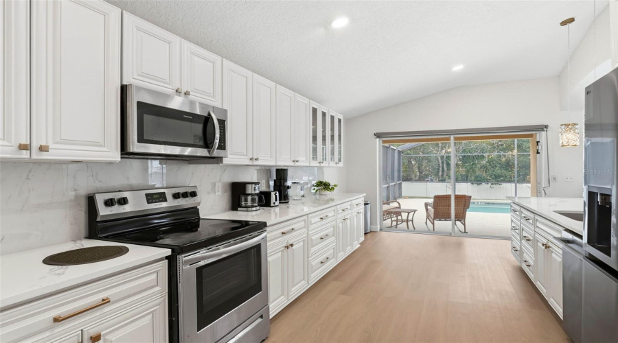 KISSIMMEE, Florida 34746, 5 Bedrooms Bedrooms, ,3 BathroomsBathrooms,Residential,For Sale,SEASONS,0,MFRO6357414