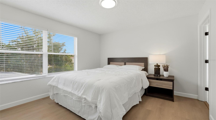 KISSIMMEE, Florida 34746, 5 Bedrooms Bedrooms, ,3 BathroomsBathrooms,Residential,For Sale,SEASONS,0,MFRO6357414