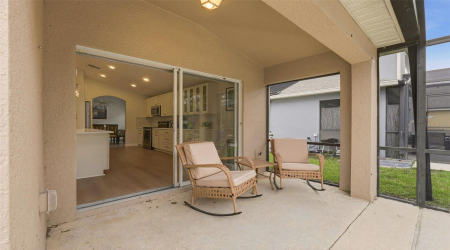 KISSIMMEE, Florida 34746, 5 Bedrooms Bedrooms, ,3 BathroomsBathrooms,Residential,For Sale,SEASONS,0,MFRO6357414