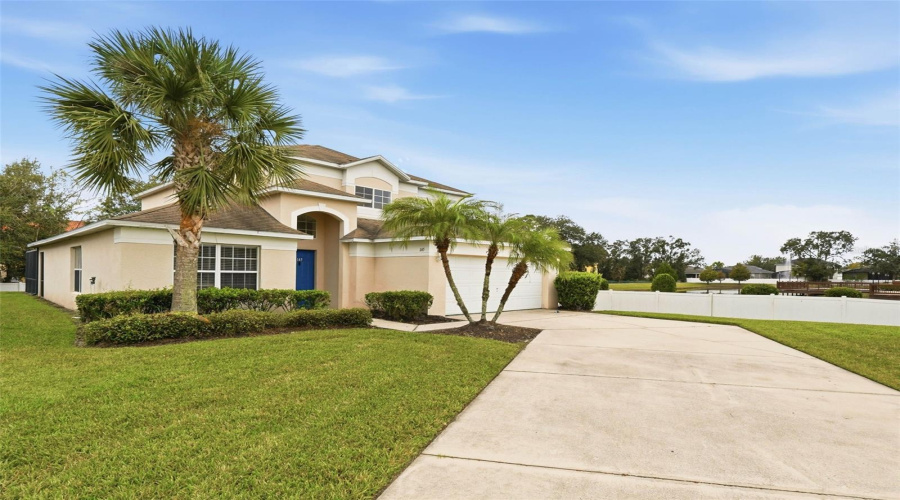 KISSIMMEE, Florida 34746, 5 Bedrooms Bedrooms, ,3 BathroomsBathrooms,Residential,For Sale,SEASONS,0,MFRO6357414