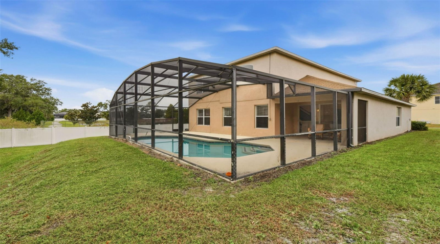 KISSIMMEE, Florida 34746, 5 Bedrooms Bedrooms, ,3 BathroomsBathrooms,Residential,For Sale,SEASONS,0,MFRO6357414