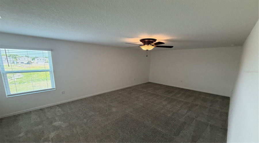 DAVENPORT, Florida 33837, 4 Bedrooms Bedrooms, ,2 BathroomsBathrooms,Residential,For Sale,NORTH,0,MFRTB8495136