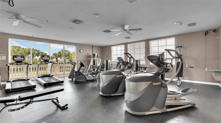 ORLANDO, Florida 32836, 3 Bedrooms Bedrooms, ,2 BathroomsBathrooms,Residential,For Sale,TIVOLI,0,MFRO6425064