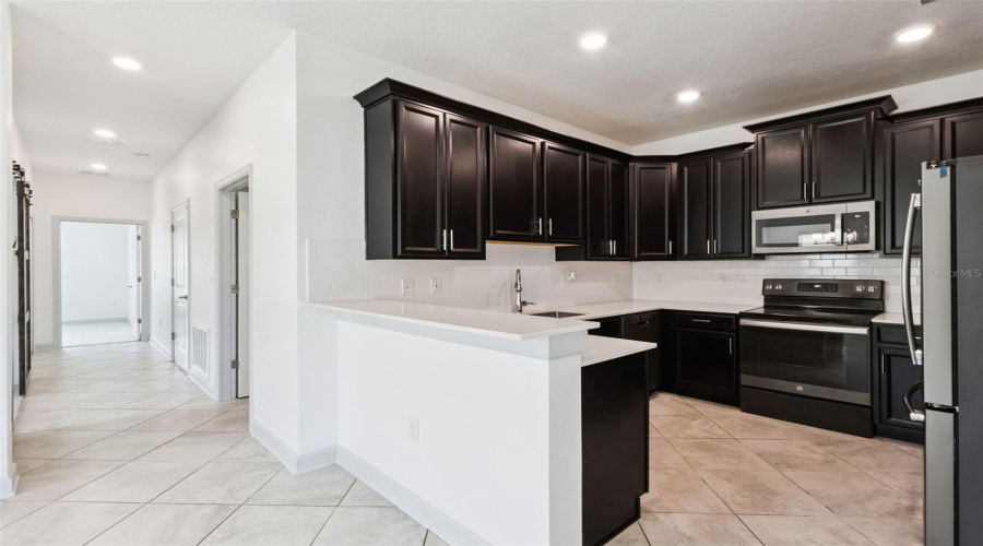 DAVENPORT, Florida 33896, 2 Bedrooms Bedrooms, ,2 BathroomsBathrooms,Residential,For Sale,TRAPPERS TRAIL,0,MFRO6425138