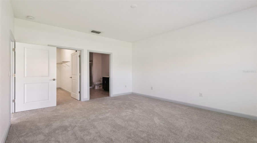 DAVENPORT, Florida 33896, 2 Bedrooms Bedrooms, ,2 BathroomsBathrooms,Residential,For Sale,TRAPPERS TRAIL,0,MFRO6425138