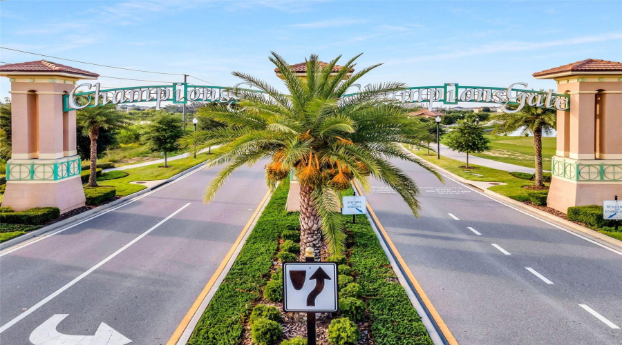 DAVENPORT, Florida 33896, 2 Bedrooms Bedrooms, ,2 BathroomsBathrooms,Residential,For Sale,TRAPPERS TRAIL,0,MFRO6425138