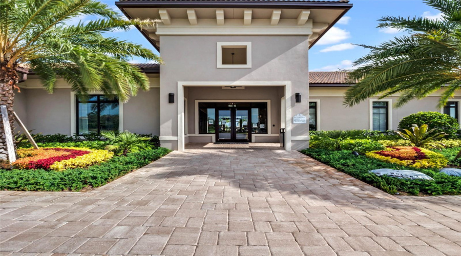 DAVENPORT, Florida 33896, 2 Bedrooms Bedrooms, ,2 BathroomsBathrooms,Residential,For Sale,TRAPPERS TRAIL,0,MFRO6425138