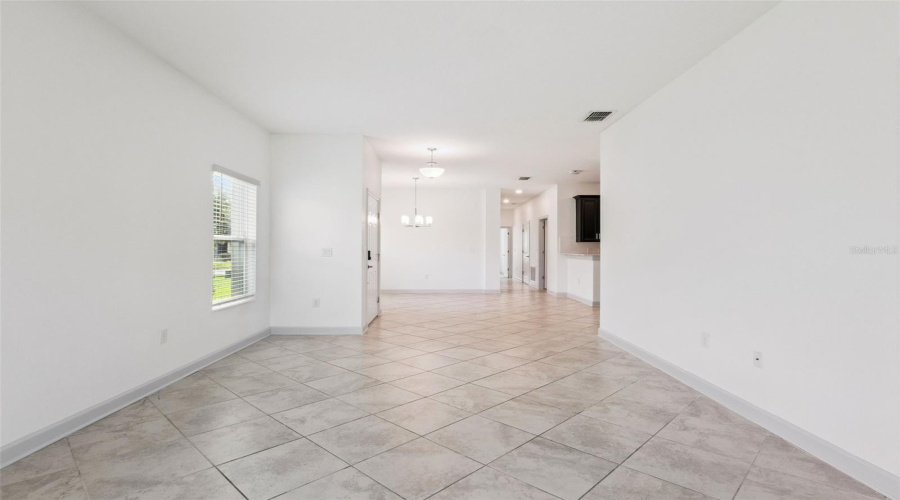 DAVENPORT, Florida 33896, 2 Bedrooms Bedrooms, ,2 BathroomsBathrooms,Residential,For Sale,TRAPPERS TRAIL,0,MFRO6425138