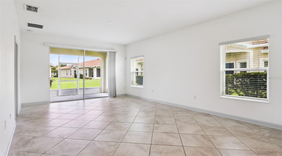 DAVENPORT, Florida 33896, 2 Bedrooms Bedrooms, ,2 BathroomsBathrooms,Residential,For Sale,TRAPPERS TRAIL,0,MFRO6425138
