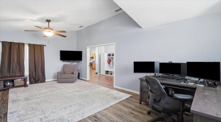 DAVENPORT, Florida 33897, 3 Bedrooms Bedrooms, ,2 BathroomsBathrooms,Residential,For Sale,SOMERSET,0,MFRP4939303
