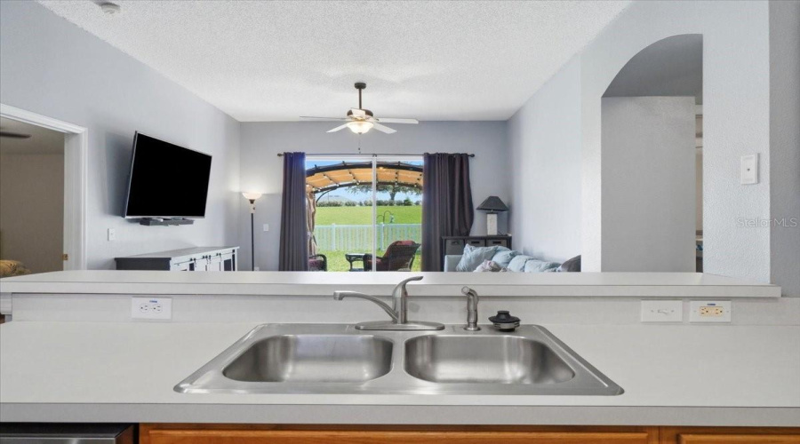 DAVENPORT, Florida 33897, 3 Bedrooms Bedrooms, ,2 BathroomsBathrooms,Residential,For Sale,SOMERSET,0,MFRP4939303