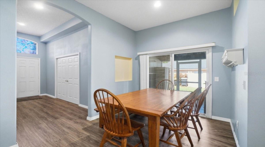 DAVENPORT, Florida 33897, 3 Bedrooms Bedrooms, ,2 BathroomsBathrooms,Residential,For Sale,SOMERSET,0,MFRP4939303