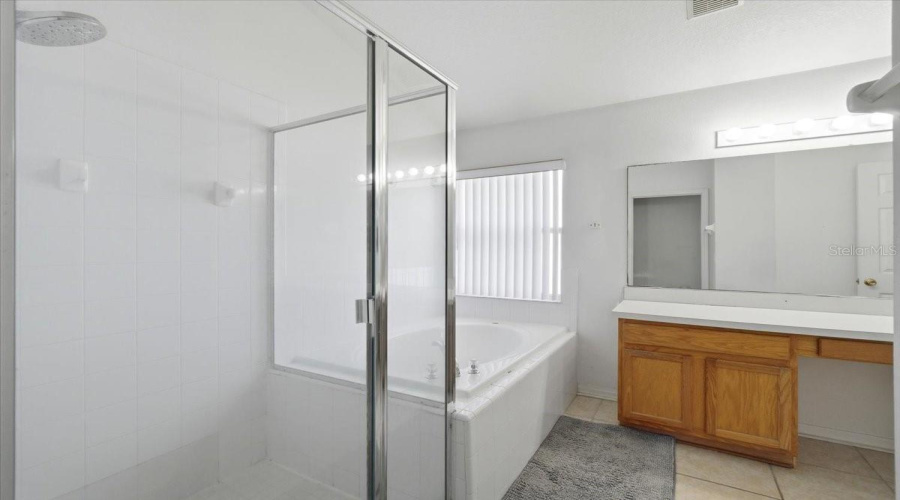 DAVENPORT, Florida 33897, 3 Bedrooms Bedrooms, ,2 BathroomsBathrooms,Residential,For Sale,SOMERSET,0,MFRP4939303